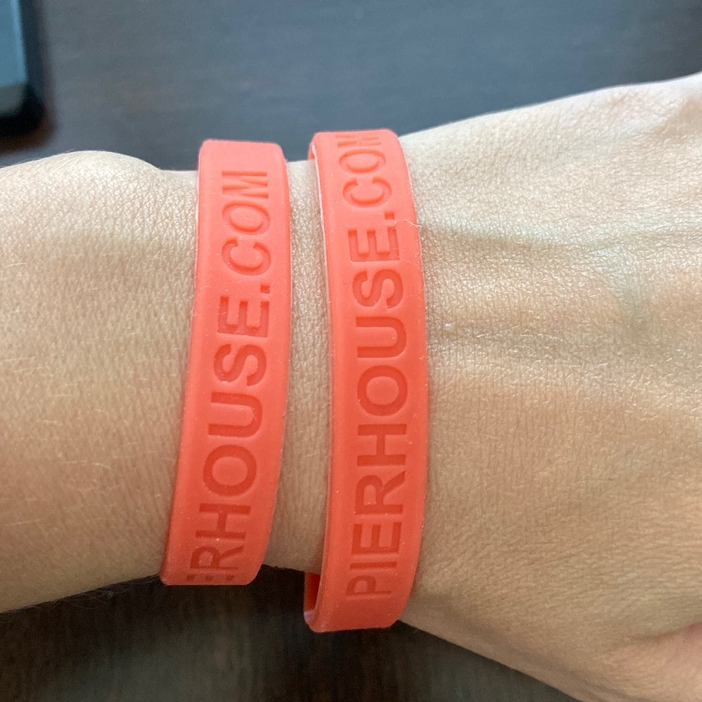Pier house resort & spa key west rubber bracelets bundle of 3 NWOT